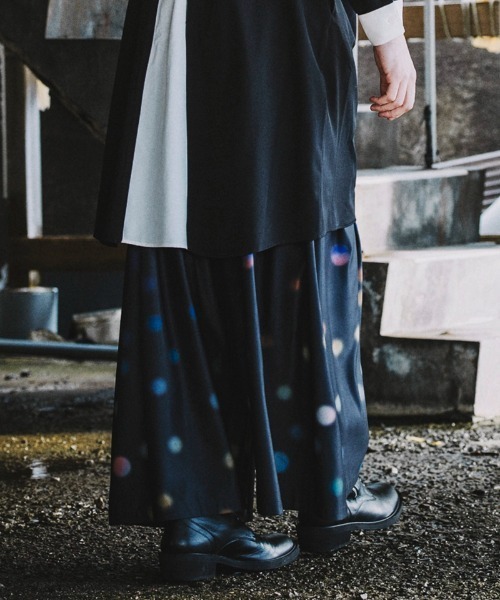 NO ID.（ノーアイディ）の「mp10183-ｷﾞｬｻﾞｰﾊﾞｷﾞｰﾄﾗｳｻﾞｰｽﾞ パンツ（その他パンツ・メンズ・グレー/ドット/ブラック・1/2）」の4枚目の写真