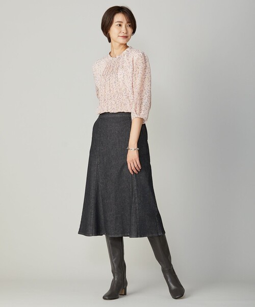 J.PRESS Ladies(J.プレス レディス)の「プリントプリーツ カットソー(Tシャツ/カットソー・レディース・ベージュ系5/グリーン系5/ネイビー系5/ピンク系5・SMALL)」の6枚目の写真