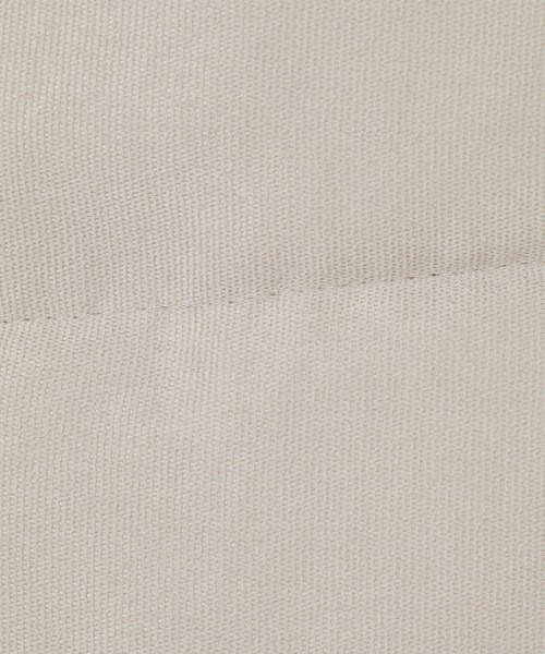 ikka（イッカ）の「細コールフェイクダウンベスト（ダウンベスト・レディース・チャコールグレー/ベージュ・M/L）」の4枚目の写真