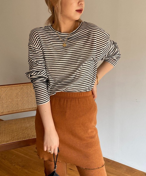 CAPRICIEUX LE'MAGE（カプリシューレマージュ）の「シアーボーダーBIG Tシャツ（Tシャツ/カットソー・レディース・ブラック/ベージュ・FREE）」の2枚目の写真