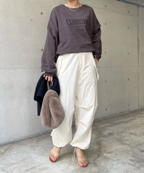 DouDou（ドゥドゥ）の「2WAYロゴスウェット（スウェット・レディース・オフホワイト/チャコールグレー/モカ・FREE）」の11枚目の写真