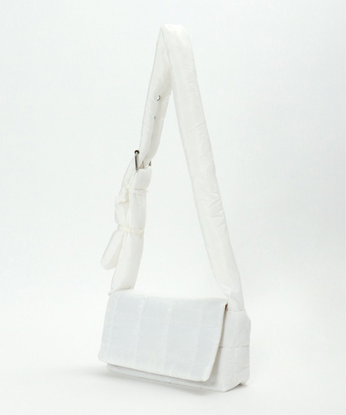 VENCEEXCHANGE（ヴァンスエクスチェンジ）の「キルティングショルダーバッグ（ショルダーバッグ・レディース・ブラック/オレンジ/グリーン/オフホワイト・FREE）」の11枚目の写真