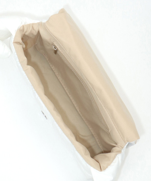 VENCEEXCHANGE（ヴァンスエクスチェンジ）の「キルティングショルダーバッグ（ショルダーバッグ・レディース・ブラック/オレンジ/グリーン/オフホワイト・FREE）」の14枚目の写真