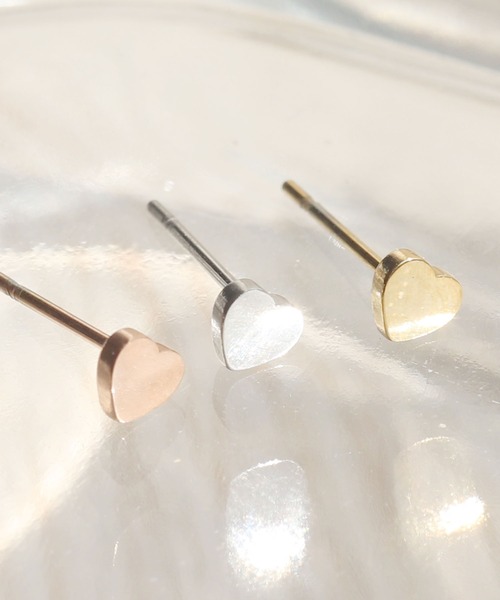calmila(カルミラ)の「金属アレルギー対応 ミニハートモチーフステンレスピアス(ピアス(両耳用)・レディース・ピンクゴールド/シルバー/ゴールド・FREE)」の9枚目の写真