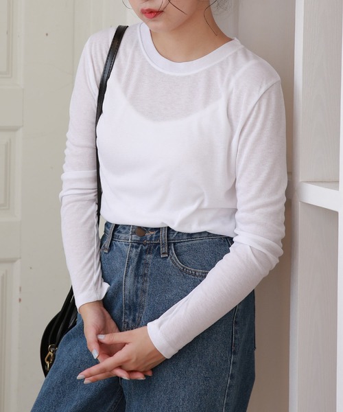 Isn't She?(イズントシー)の「ベーシッククルーネックTシャツ(Tシャツ/カットソー・レディース・ブラック系/ベージュ/ホワイト・FREE)」の4枚目の写真