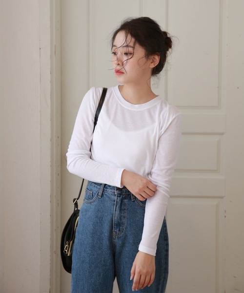Isn't She?(イズントシー)の「ベーシッククルーネックTシャツ(Tシャツ/カットソー・レディース・ブラック系/ベージュ/ホワイト・FREE)」の8枚目の写真