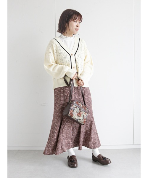 ehka sopo(エヘカソポ)の「シアーチェックハイネックカットソー(Tシャツ/カットソー・レディース・オフホワイト/カーキ/ベージュ・フリ-)」の16枚目の写真