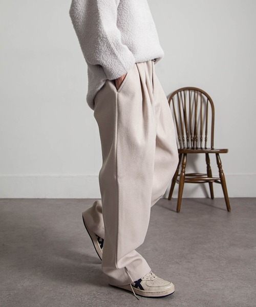 NILWAY（ニルウェイ）の「1タックウールライクワイドストレートパンツ（その他パンツ・メンズ・オリーブ/ブラック/アイボリー・LARGE/SMALL/MEDIUM）」の2枚目の写真