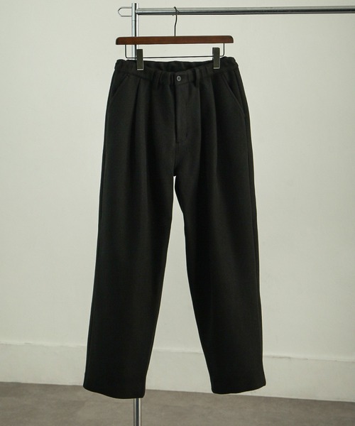 NILWAY（ニルウェイ）の「1タックウールライクワイドストレートパンツ（その他パンツ・メンズ・オリーブ/ブラック/アイボリー・LARGE/SMALL/MEDIUM）」の5枚目の写真