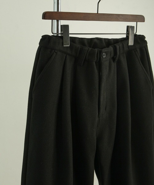NILWAY（ニルウェイ）の「1タックウールライクワイドストレートパンツ（その他パンツ・メンズ・オリーブ/ブラック/アイボリー・LARGE/SMALL/MEDIUM）」の6枚目の写真