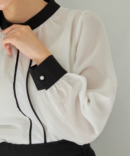 tocco closet（トッコ　クローゼット）の「【ZOZO限定】パール釦付き配色スタンドカラーブラウス（シャツ/ブラウス・レディース・オフホワイト/ブラウン系その他・M）」の10枚目の写真