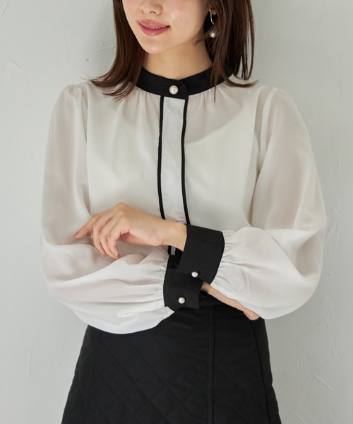 tocco closet（トッコ　クローゼット）の「【ZOZO限定】パール釦付き配色スタンドカラーブラウス（シャツ/ブラウス・レディース・オフホワイト/ブラウン系その他・M）」の8枚目の写真