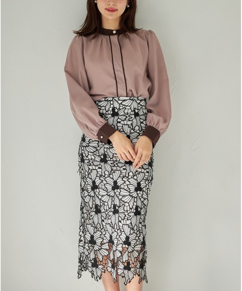 tocco closet（トッコ　クローゼット）の「【ZOZO限定】パール釦付き配色スタンドカラーブラウス（シャツ/ブラウス・レディース・オフホワイト/ブラウン系その他・M）」の15枚目の写真