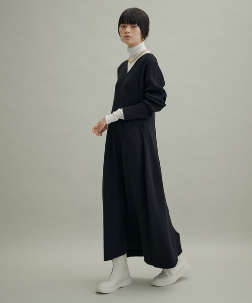 ADAM ET ROPE'（アダムエロペ）の「【WEB限定(一部店舗展開あり)】リブニットコクーンワンピース（ワンピース・レディース・レッド/ブラック/オリーブ・FREE）」の11枚目の写真