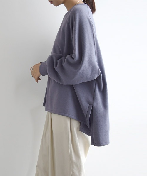 and it_（アンドイット）の「ボリュームスリーブゆる裏起毛プルオーバー（スウェット・レディース・パープル/アイボリー/ピンク/ブラック/モカ・M）」の5枚目の写真