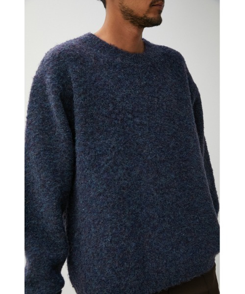 AZUL by moussy（アズールバイマウジー）の「BOUCLE COMFORTABLE KNIT/ブークレコンフォータブルニット（ニット/セーター・メンズ・ネイビー/ライトベージュ/キャメル・LARGE/MEDIUM）」の3枚目の写真