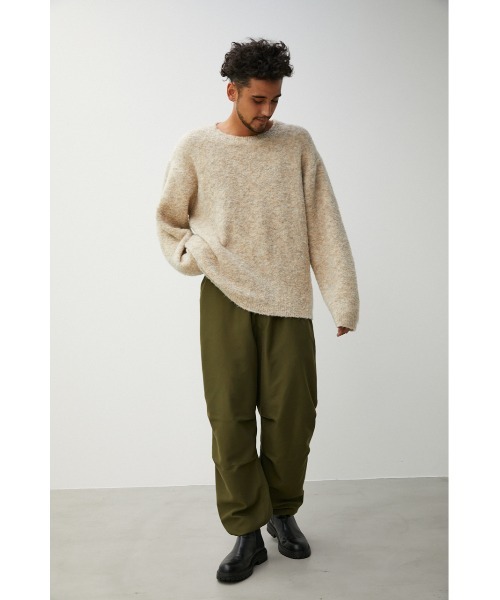 AZUL by moussy（アズールバイマウジー）の「BOUCLE COMFORTABLE KNIT/ブークレコンフォータブルニット（ニット/セーター・メンズ・ネイビー/ライトベージュ/キャメル・LARGE/MEDIUM）」の6枚目の写真