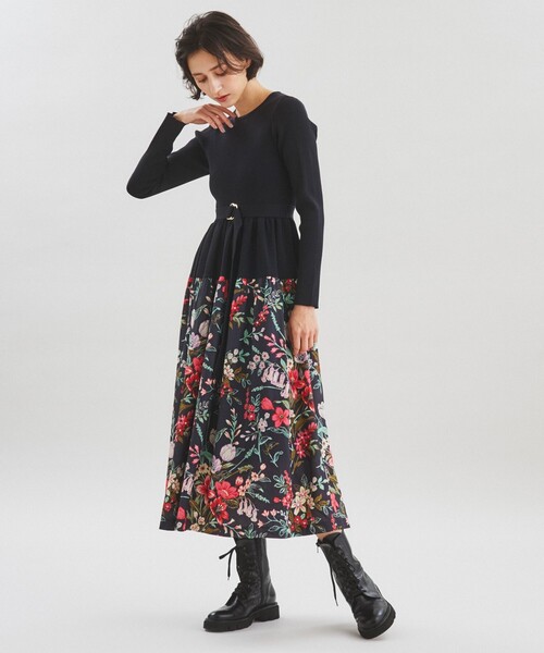 GRACE CONTINENTAL(グレースコンチネンタル)の「フラワープリントニットワンピース(ワンピース・レディース・ブラック/ベージュ・36)」の21枚目の写真