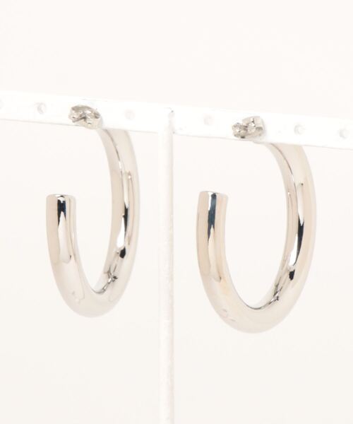 COLONY 2139(コロニートゥーワンスリーナイン)の「パイプフープピアス(ピアス(両耳用)・レディース・ゴールド/シルバー・FREE)」の15枚目の写真