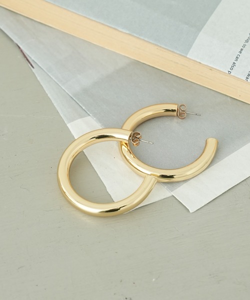 COLONY 2139(コロニートゥーワンスリーナイン)の「パイプフープピアス(ピアス(両耳用)・レディース・ゴールド/シルバー・FREE)」の8枚目の写真