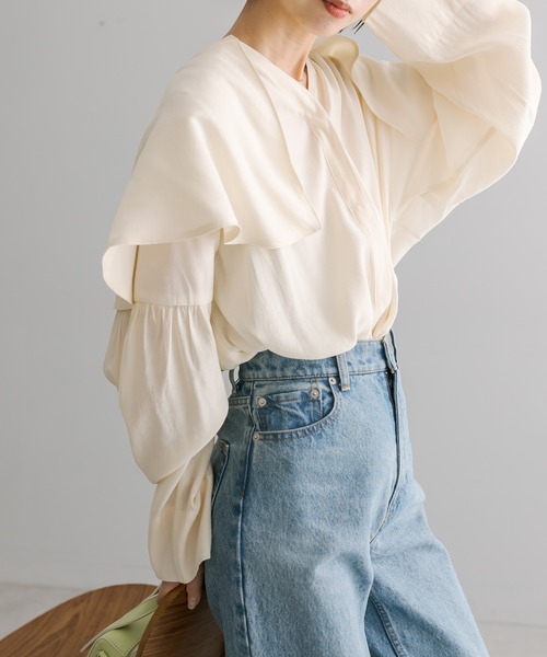 mystic（ミスティック）の「ラッフルカラーシャツ（シャツ/ブラウス・レディース・アイボリー/ブラック/ブルー・FREE）」の10枚目の写真