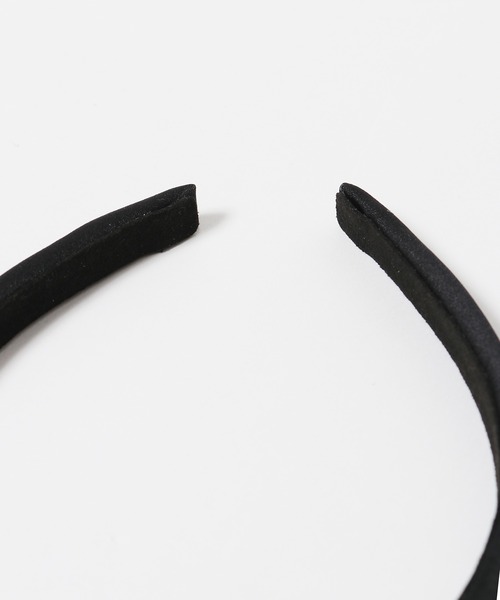 ucalypt（ユーカリプト）の「ucalypt/ユーカリプト×TAH/タア  NARROW HEADBAND カチューシャ コラボ（カチューシャ・レディース・ベージュ/ブラック・FREE）」の7枚目の写真