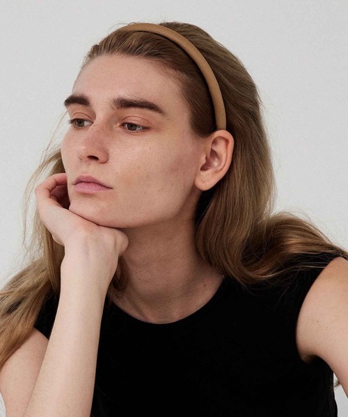 ucalypt（ユーカリプト）の「ucalypt/ユーカリプト×TAH/タア  NARROW HEADBAND カチューシャ コラボ（カチューシャ・レディース・ベージュ/ブラック・FREE）」の11枚目の写真