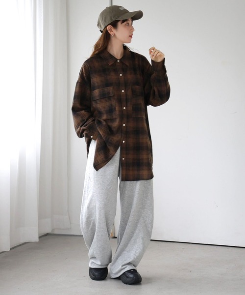 tiptop(ティップトップ)の「【ZOZO限定アイテム】デニム×チェックBIGシャツジャケット(シャツ/ブラウス・レディース・ネイビー/サックスブルー/ブラック/ブラウン系その他/ブラック系その他/ホワイト系その他/ブルー系その他/ブルー系その他2/ブラウン系その他2・FREE)」の14枚目の写真