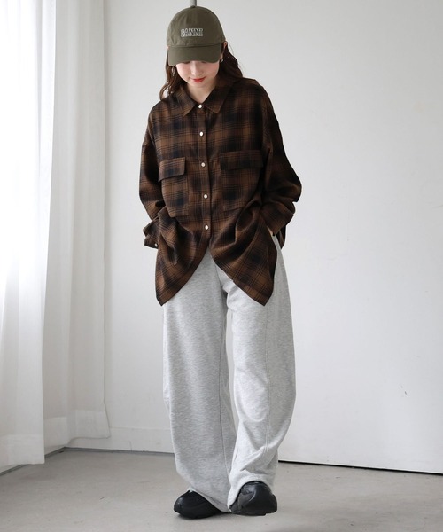 tiptop(ティップトップ)の「【ZOZO限定アイテム】デニム×チェックBIGシャツジャケット(シャツ/ブラウス・レディース・ネイビー/サックスブルー/ブラック/ブラウン系その他/ブラック系その他/ホワイト系その他/ブルー系その他/ブルー系その他2/ブラウン系その他2・FREE)」の15枚目の写真