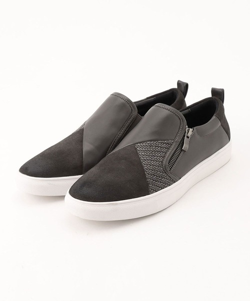 NICOLE CLUB FOR MEN（ニコルクラブフォーメン）の「パネル切り替えスリッポンスニーカー（スニーカー・メンズ・ネイビー/ブラック/オフホワイト/グレー・25.5cm/26.5cm/27.5cm）」の4枚目の写真