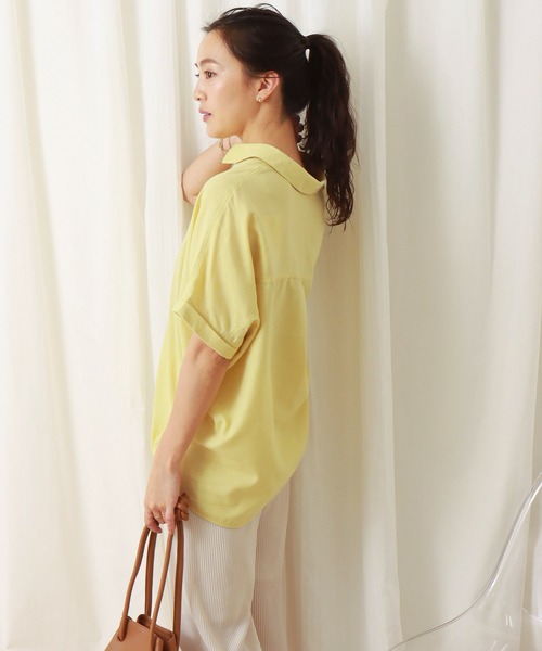 libelle more（リベル モア）の「《吸水速乾・UVカット・抗菌防臭》フレンチリネン　シャツカラー半袖ドルマンブラウス（シャツ/ブラウス・レディース・レモンイエロー/オレンジ/オフホワイト/スミクロ/ブルーグリーン・M/L）」の21枚目の写真