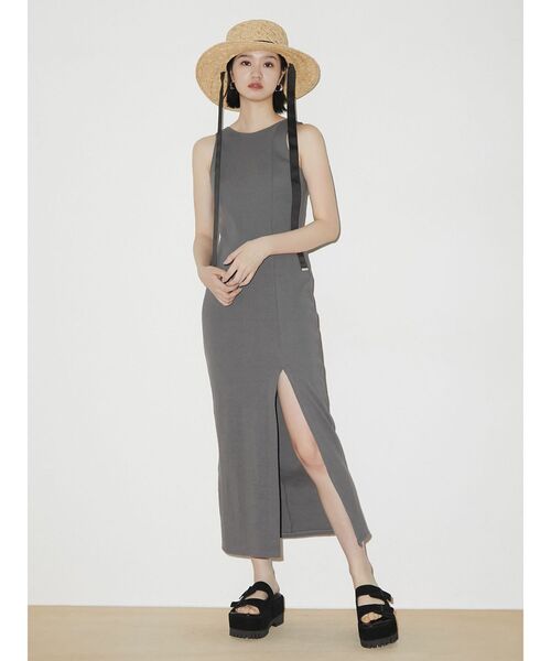 EMODA（エモダ）の「ダブルベルトタンクサンダル（サンダル・レディース・ブラック/ベージュ・SMALL/MEDIUM/LARGE）」の21枚目の写真