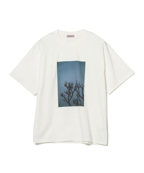 BEAMS LIGHTS(ビームスライツ)の「BEAMS LIGHTS / LUXUAL フォト Tシャツ23(Tシャツ/カットソー・メンズ・ホワイト系その他2/ホワイト・SMALL/MEDIUM/LARGE)」の7枚目の写真