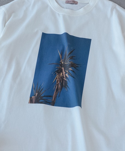 BEAMS LIGHTS(ビームスライツ)の「BEAMS LIGHTS / LUXUAL フォト Tシャツ23(Tシャツ/カットソー・メンズ・ホワイト系その他2/ホワイト・SMALL/MEDIUM/LARGE)」の16枚目の写真