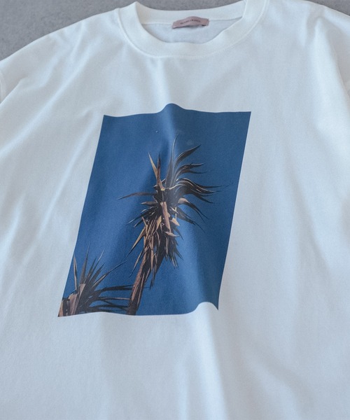 BEAMS LIGHTS(ビームスライツ)の「BEAMS LIGHTS / LUXUAL フォト Tシャツ23(Tシャツ/カットソー・メンズ・ホワイト系その他2/ホワイト・SMALL/MEDIUM/LARGE)」の17枚目の写真