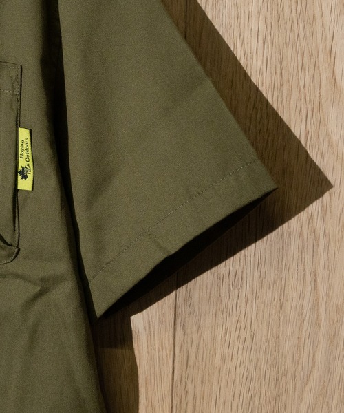 LOGOS（ロゴス）の「【30】〔LOGOS/ロゴス〕TCツイル 半袖シャツ（Tシャツ/カットソー・キッズ・ブルー/カーキ・150/140/160/130）」の4枚目の写真