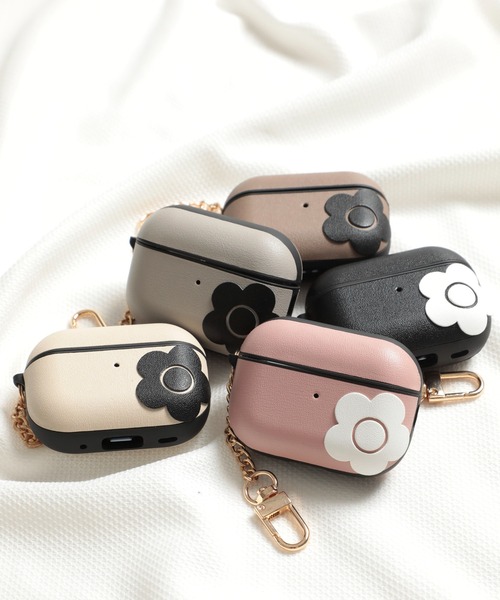 Maria様　AirPods 2つおまとめ AirPods with Charging Case（第2世代） | Apple | MV7N2J/A