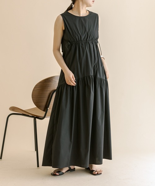 mline（エムライン）の「[mline]ノースリドロストワンピース（ワンピース・レディース・ブルー/ブラック/アイボリー/イエロー・1/2）」の2枚目の写真