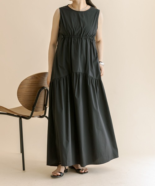 mline（エムライン）の「[mline]ノースリドロストワンピース（ワンピース・レディース・ブルー/ブラック/アイボリー/イエロー・1/2）」の9枚目の写真