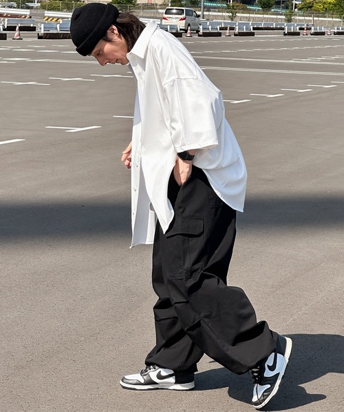 kutir（クティール）の「ワンポイント刺繍トロミルーズシャツ（シャツ/ブラウス・メンズ・チャコールグレー/オフホワイト/ライトブルー/ブラック・MEDIUM/LARGE）」の11枚目の写真