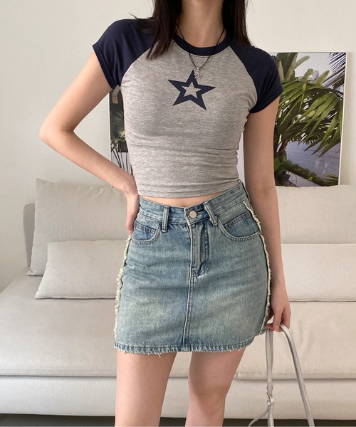 by muni:r（バイ ムニール）の「ラグラン星クロップド半袖Tシャツ（Tシャツ/カットソー・レディース・グレー/ブラック・FREE）」の19枚目の写真