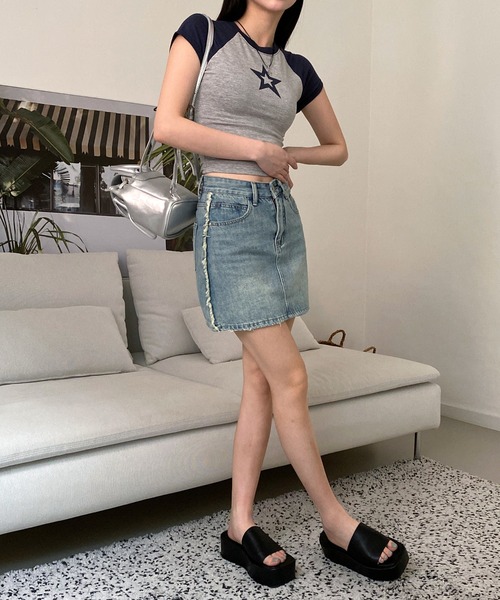 by muni:r（バイ ムニール）の「ラグラン星クロップド半袖Tシャツ（Tシャツ/カットソー・レディース・グレー/ブラック・FREE）」の20枚目の写真