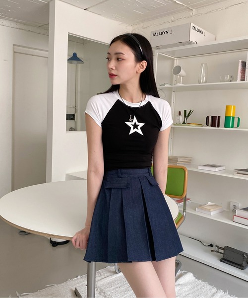 by muni:r（バイ ムニール）の「ラグラン星クロップド半袖Tシャツ（Tシャツ/カットソー・レディース・グレー/ブラック・FREE）」の10枚目の写真