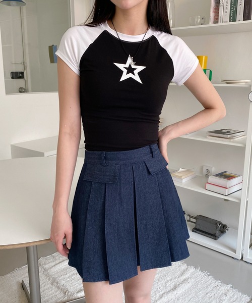 by muni:r（バイ ムニール）の「ラグラン星クロップド半袖Tシャツ（Tシャツ/カットソー・レディース・グレー/ブラック・FREE）」の12枚目の写真