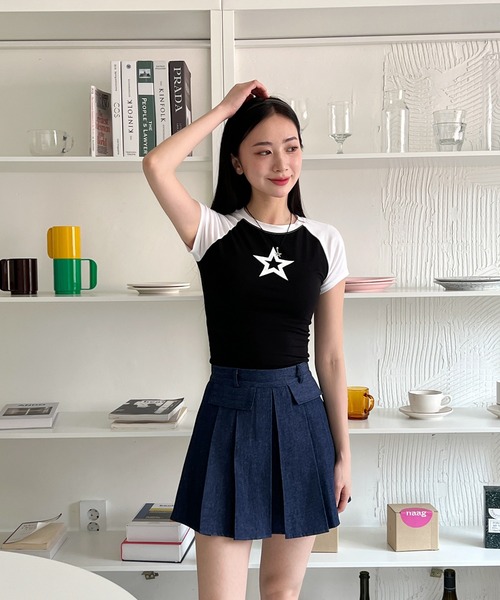 by muni:r（バイ ムニール）の「ラグラン星クロップド半袖Tシャツ（Tシャツ/カットソー・レディース・グレー/ブラック・FREE）」の17枚目の写真