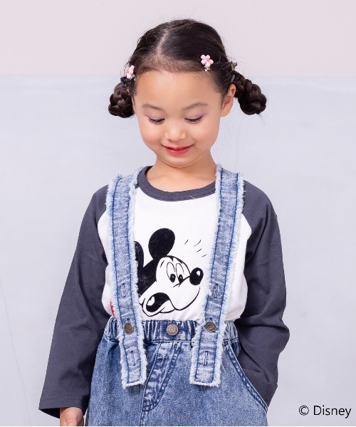 Disney（ディズニー）の「【Disney】ミッキーマウス/ラグランロンT（80～150cm）（Tシャツ/カットソー・キッズ・チャコール/ライトグリーン・120/140/130/150/100/90/80/95/110）」の3枚目の写真
