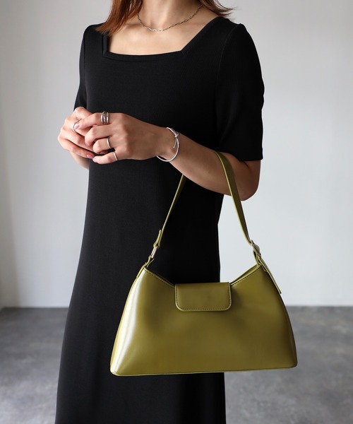 Riberry（リベリー）の「トライアングルワンハンドルバッグ（ハンドバッグ・レディース・ブラック/オリーブ/ブラウン/ホワイト・FREE）」の19枚目の写真