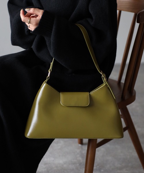 Riberry（リベリー）の「トライアングルワンハンドルバッグ（ハンドバッグ・レディース・ブラック/オリーブ/ブラウン/ホワイト・FREE）」の13枚目の写真