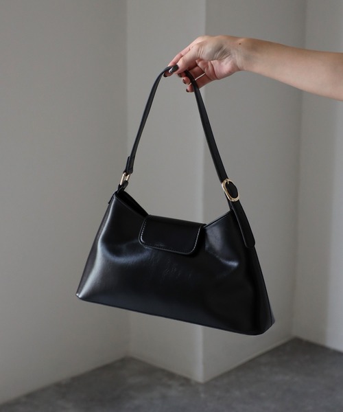 Riberry（リベリー）の「トライアングルワンハンドルバッグ（ハンドバッグ・レディース・ブラック/オリーブ/ブラウン/ホワイト・FREE）」の16枚目の写真