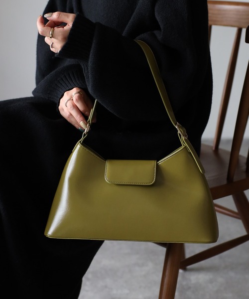 Riberry（リベリー）の「トライアングルワンハンドルバッグ（ハンドバッグ・レディース・ブラック/オリーブ/ブラウン/ホワイト・FREE）」の12枚目の写真